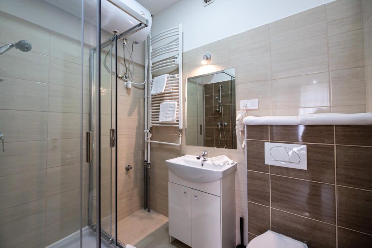 Charming Studio At Downtown Budapeste Exterior foto